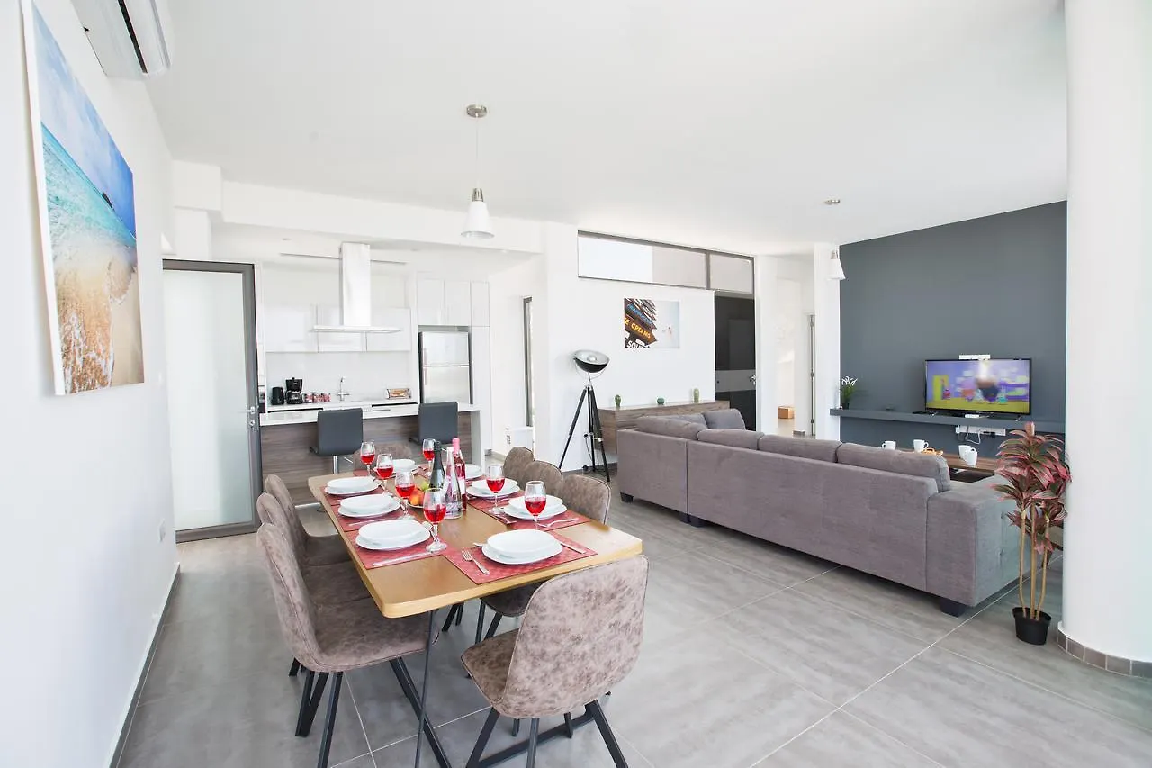Nissi Pearl Villas 아이아 나파