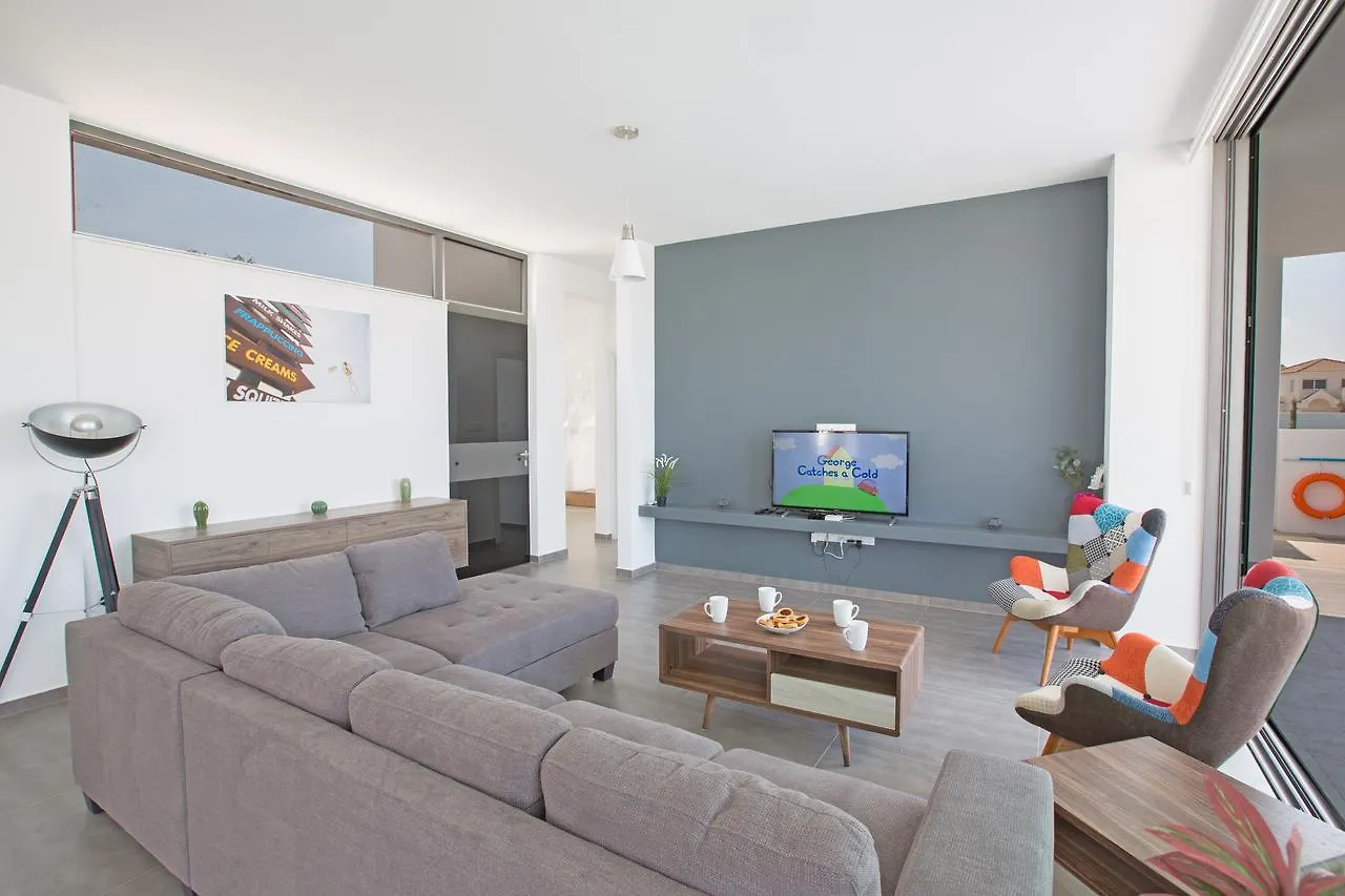Nissi Pearl Villas 아이아 나파